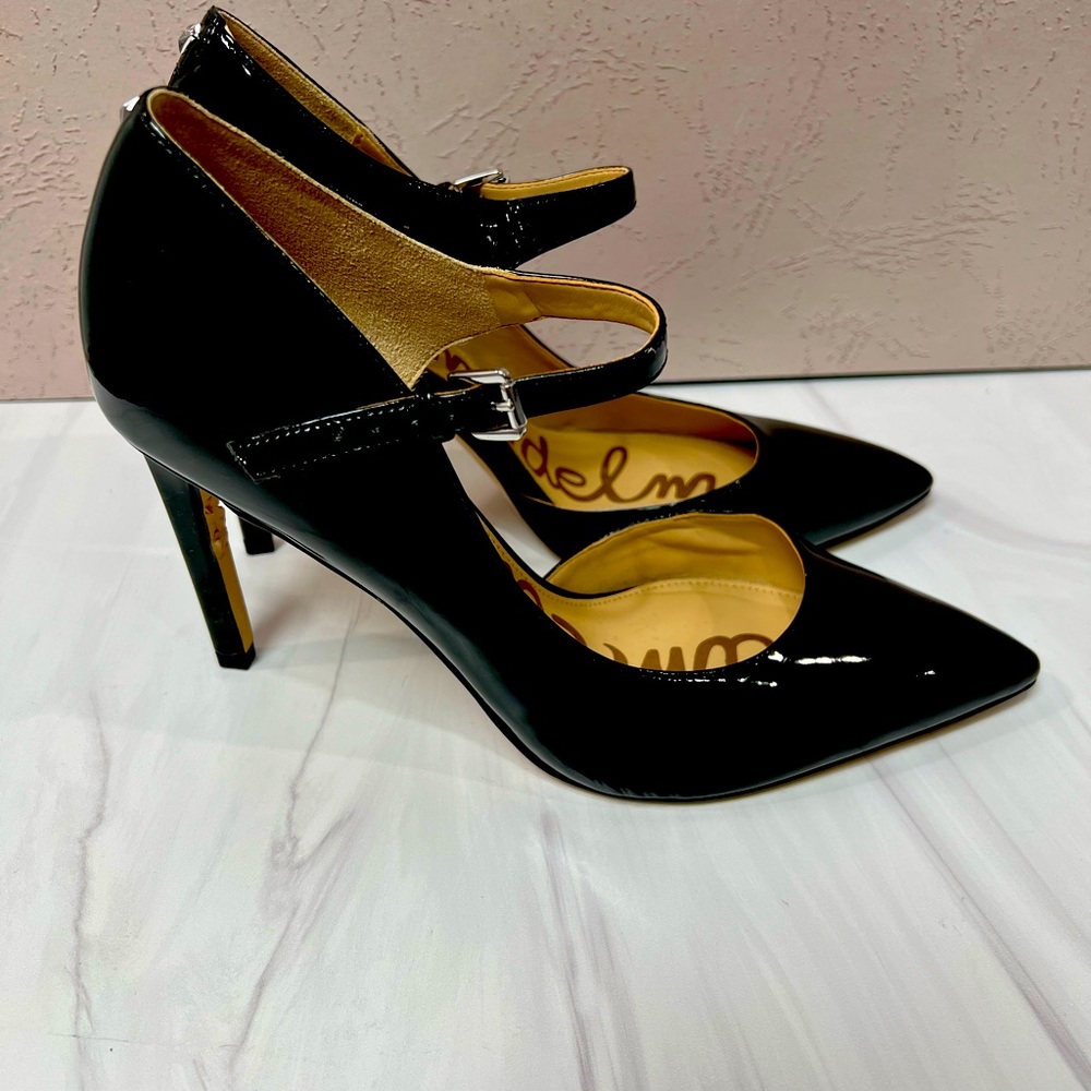 Sam Edelman size 8 black stilettos with ankle strap